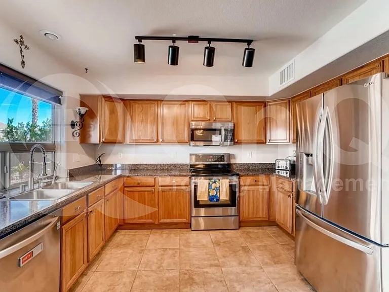 16558 W Monte Cristo Ave — Photo 40