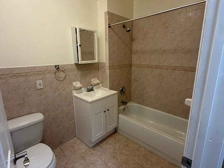 771 Fountain Ave #3 — Photo 5