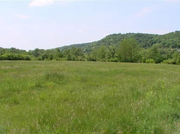 Town Drive And Crossing Dr, Newport, KY 41076