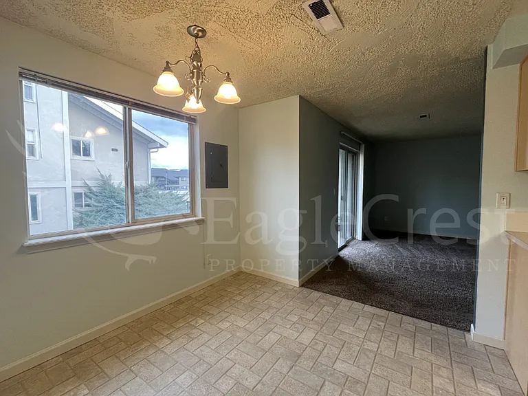 608 N Roosevelt St #608nroo-apt 205 — Photo 13