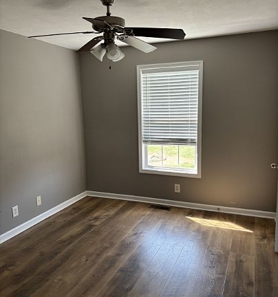 5th image of 10431 Bell Station Rd