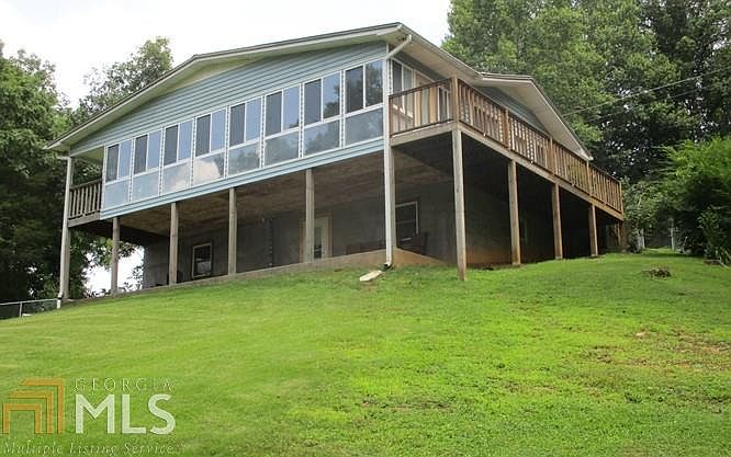 2nd image of 1057 Sky Hawk Mountain Rd