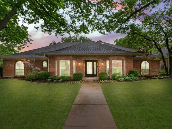 2300 Chimney Hill Dr, Arlington, TX 76012