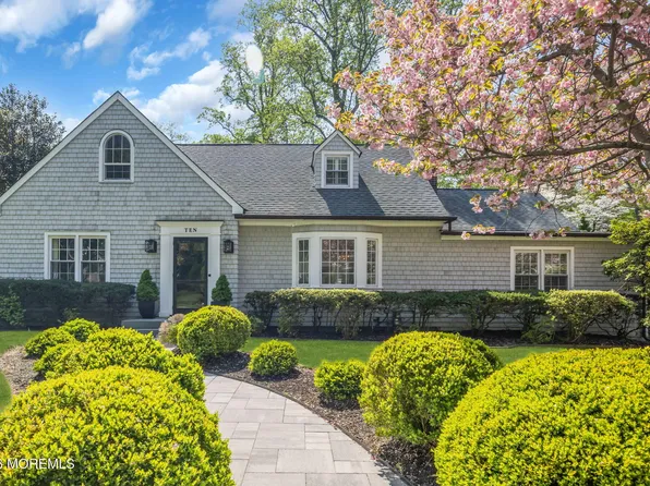 10 S Woodland Drive S, Fair Haven, NJ 07704
