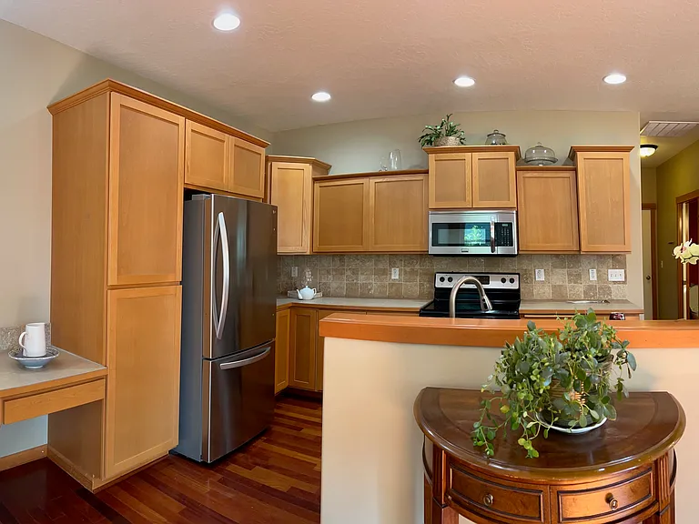 4133 Cook St — Photo 10
