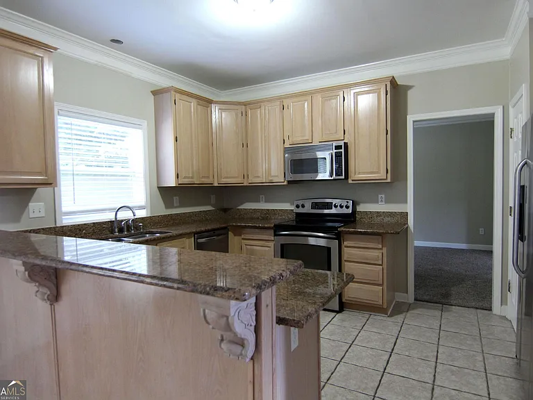 104 Inverrary Ct — Photo 6
