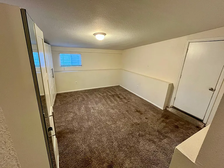 4731 N Vine St — Photo 9
