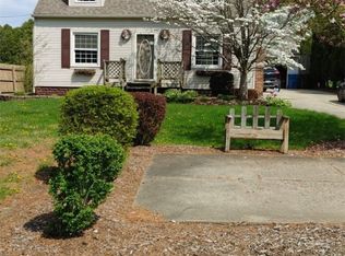 249 Killian Rd, Akron, OH 44319