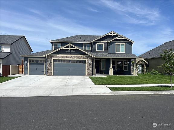 3rd image of 4630 E Thrush Street