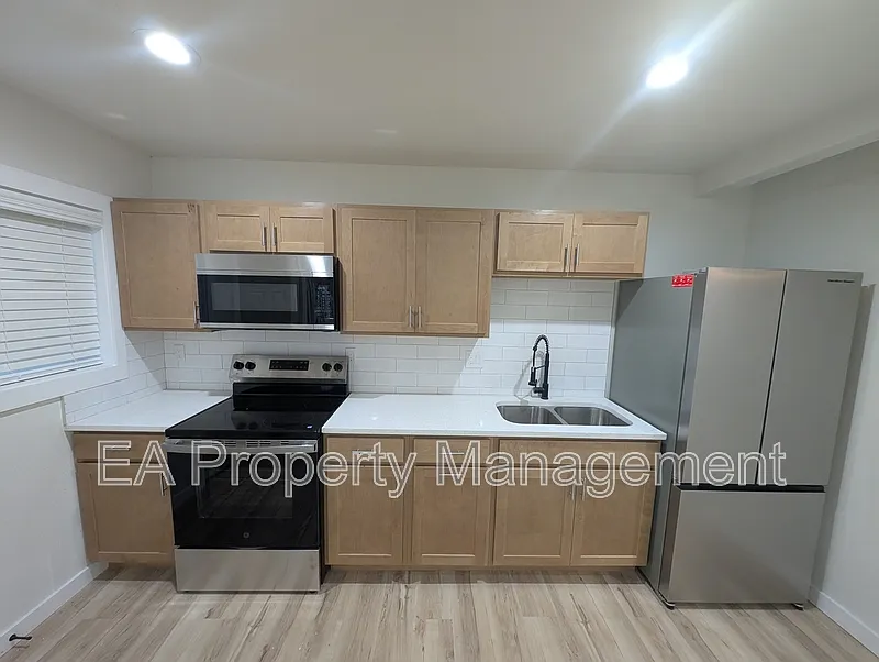 1 bed, 1.0 bath, 500 sqft, $1,050 — Photo 3