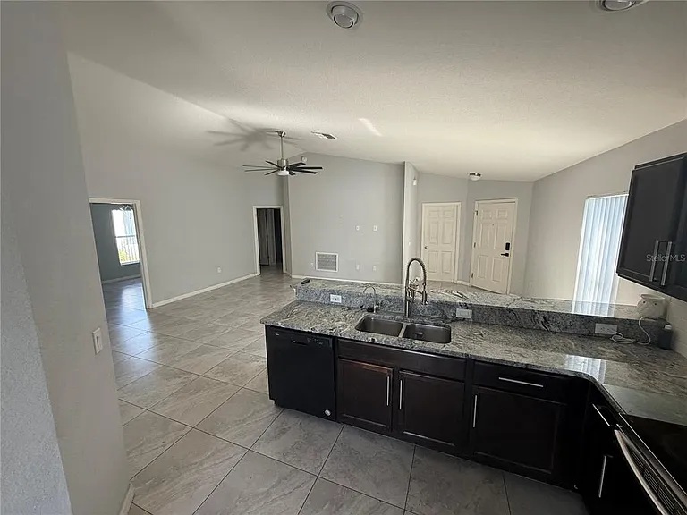 2671 Sanderling St — Photo 8