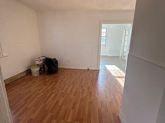 Dining space in kitchen
