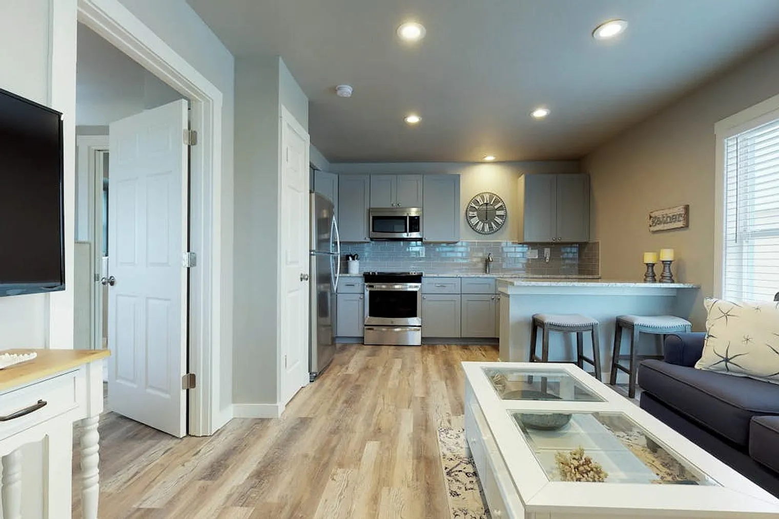 1 bed, 1.0 bath, 516 sqft, $5,501 — Photo 3