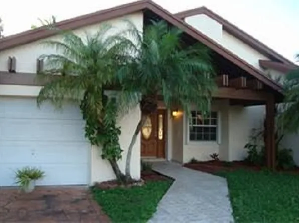 6760 SW 156th Ct, Miami, FL 33193