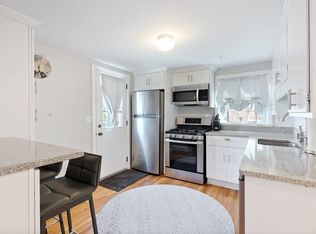 35 Halsey Rd, Hyde Park, MA 02136