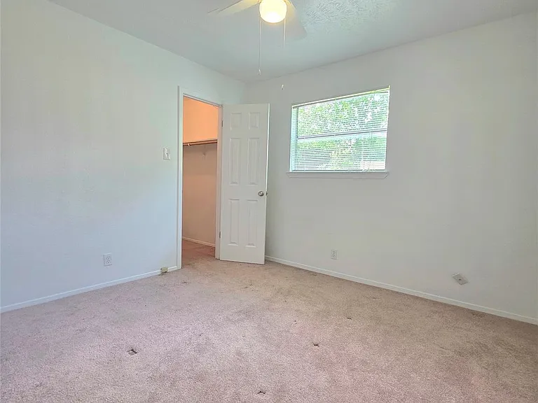 15208 Spring Hill Ln #B — Photo 16