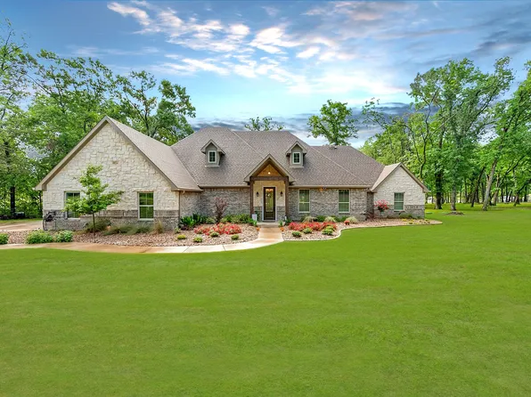 422 Sundance, Corsicana, TX 75109