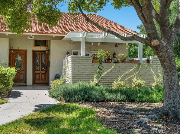2164 Via Mariposa E #B, Laguna Woods, CA 92637