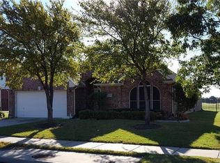 6325 Pine Hills Ln, Denton, TX 76210