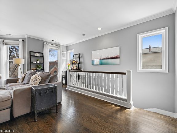 2nd image of 2640 N Dayton St #3