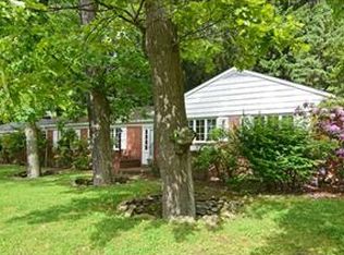 627 W Waldheim Rd, Pittsburgh, PA 15215