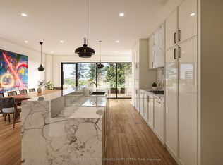 32 Rowanwood Ave #4, Toronto, ON M4W 1Y7