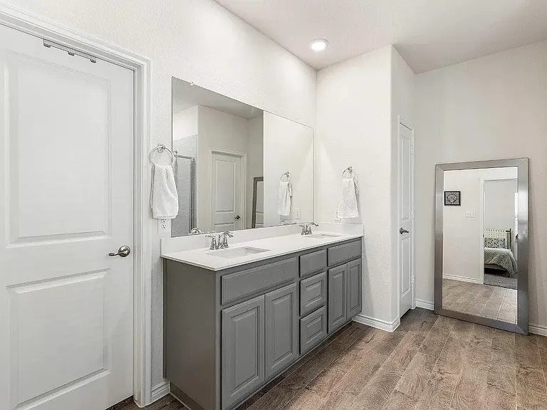 4122 Ellinger Dr — Photo 20
