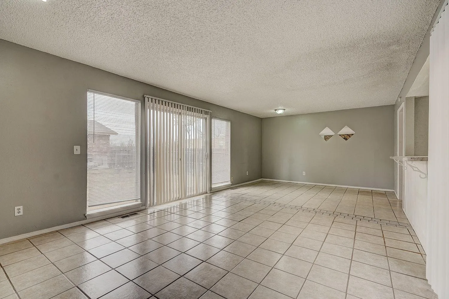 3817 Bradfred Dr — Photo 3