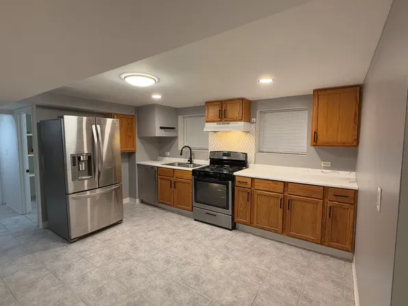 4708 W Altgeld St #Basement, Chicago, IL 60639