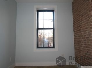 6702 60th St APT 2B, Ridgewood, NY 11385