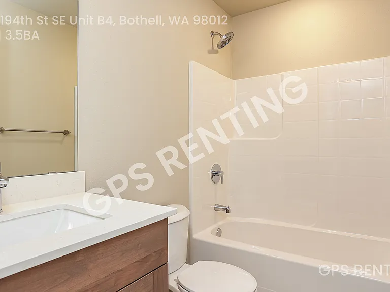 1322 194th St SE #B4 — Photo 12