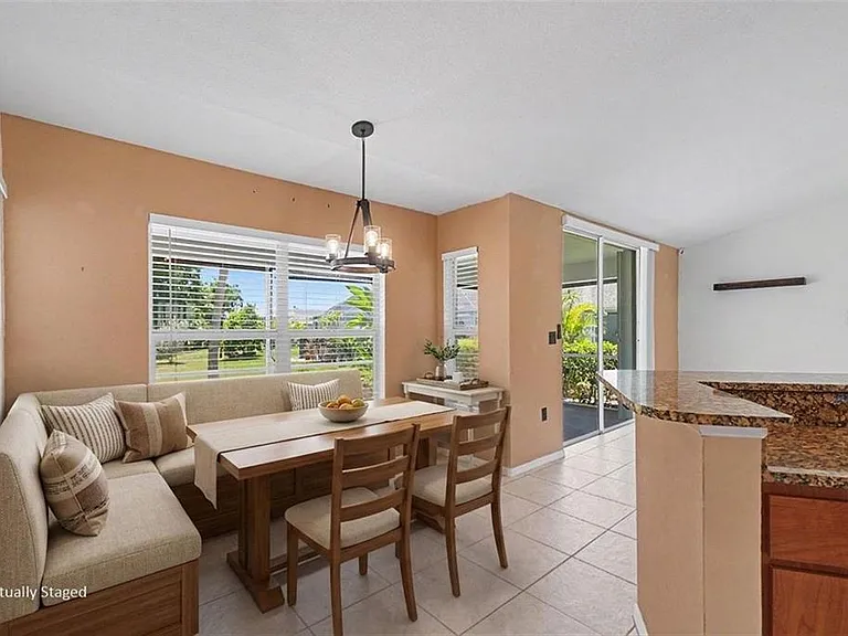 369 Salvador Dr — Photo 11
