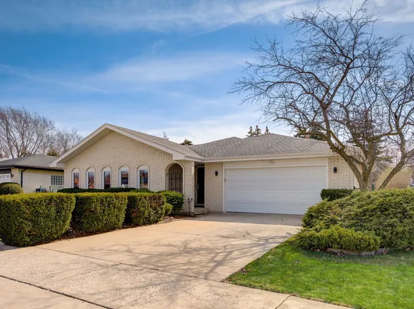 7345 Mimosa Dr, Orland Park, IL 60462