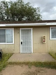 1 bed, 1.0 bath, 450 sqft, $669 — Photo 1