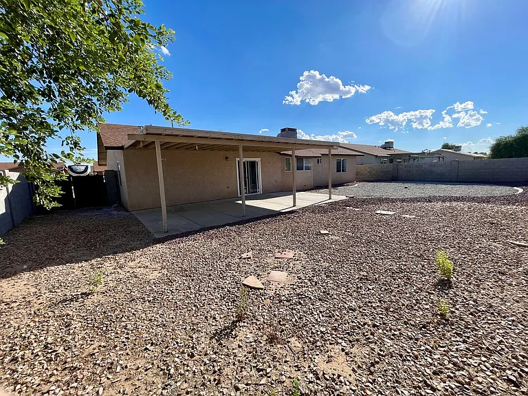 11348 E 24th Ln — Photo 23