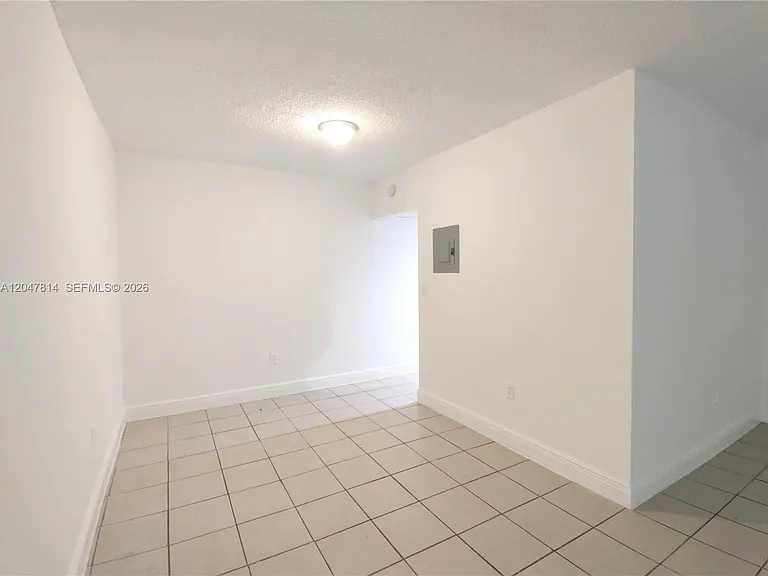 1265 W 24th St #108 — Photo 19