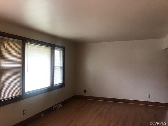 2nd image of 1202 Stedman Dr