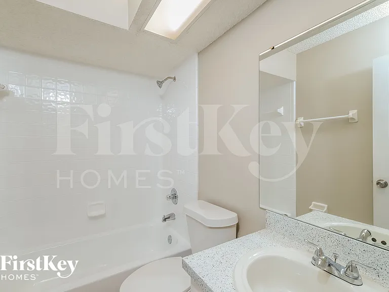 9515 Southbrook Dr — Photo 10