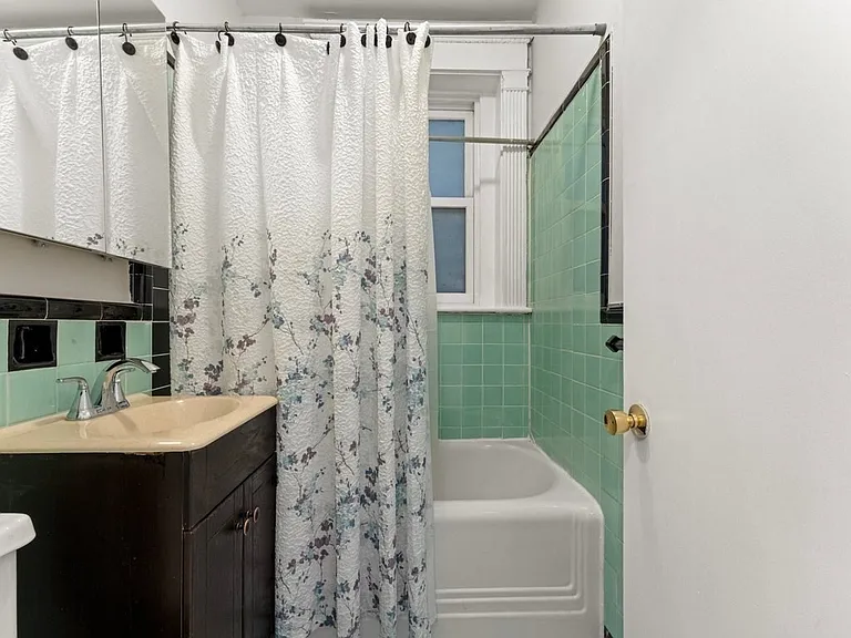 8 Garrison St #212 — Photo 10