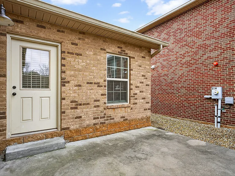 99 Copper Springs Cir #200 — Photo 19