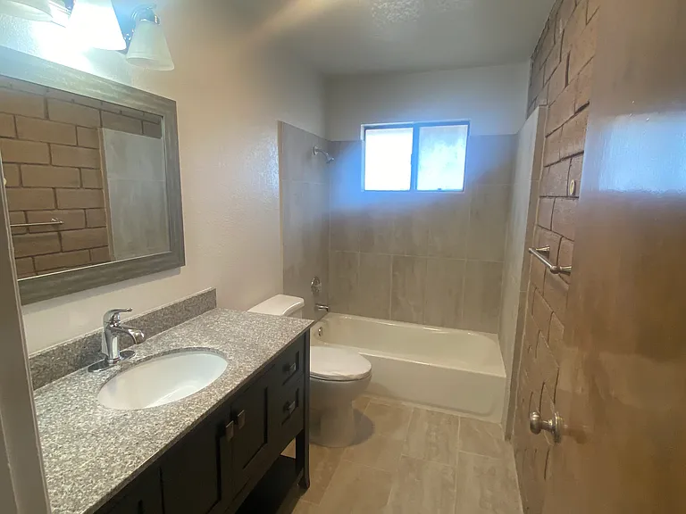 1776 N Reed Ave #D — Photo 5