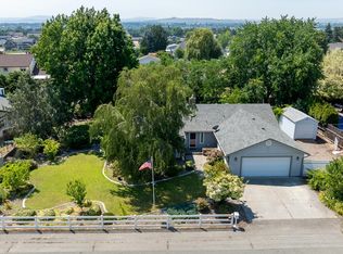 8412 Franklin Rd, Pasco, WA 99301