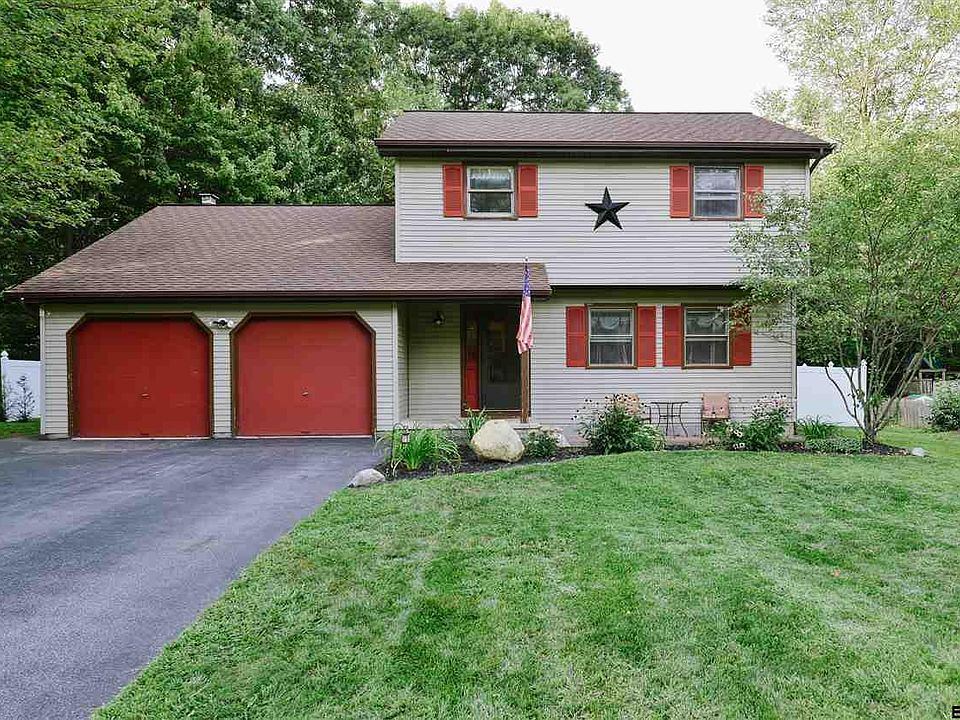 1st image of 103 Wineberry Ln