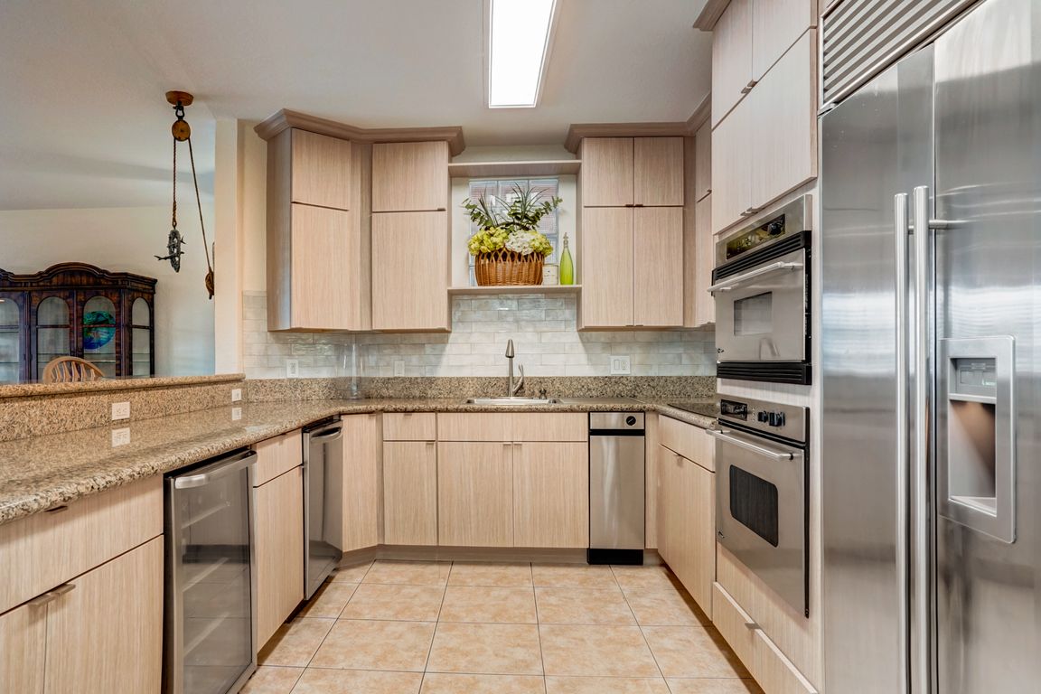 SE 3rd Ave-005