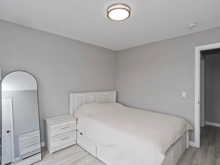 32 Clark St #34 — Photo 10