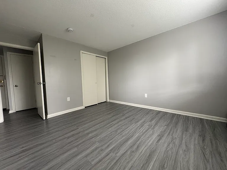 89-C4 S Whitney St #C4 — Photo 7