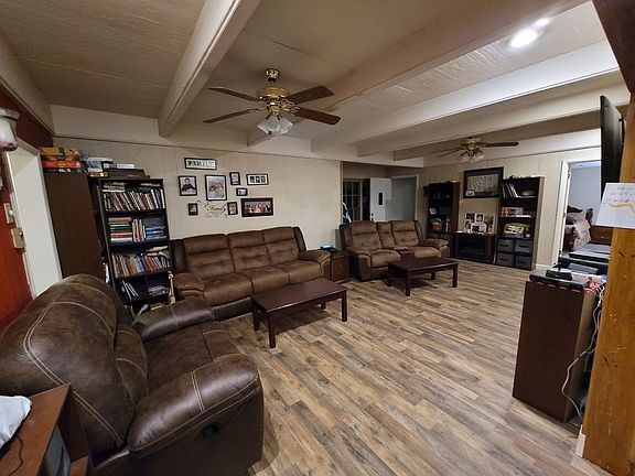 2nd image of 212 Rossi Ave