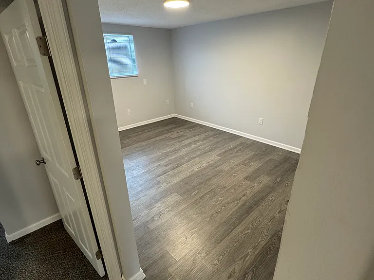 Sunrise Valley Apartments — Photo 8