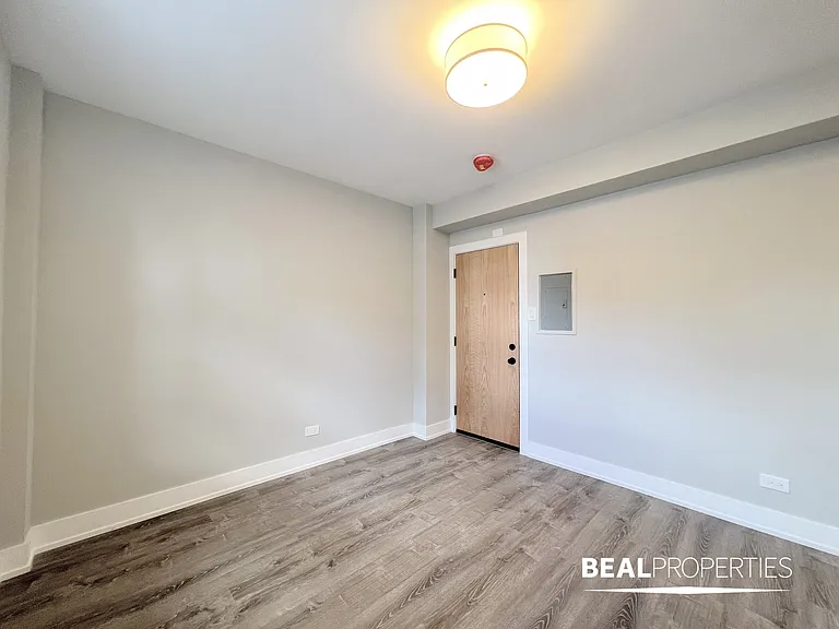 505 West Belmont Ave — Photo 60