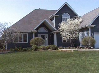 5315 Coneflower Dr, Naperville, IL 60564